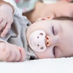 چگونه کودکم را بخوابانم؟